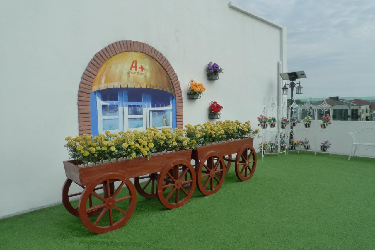 A+ Boutique Hotel Sekinchan Exterior photo