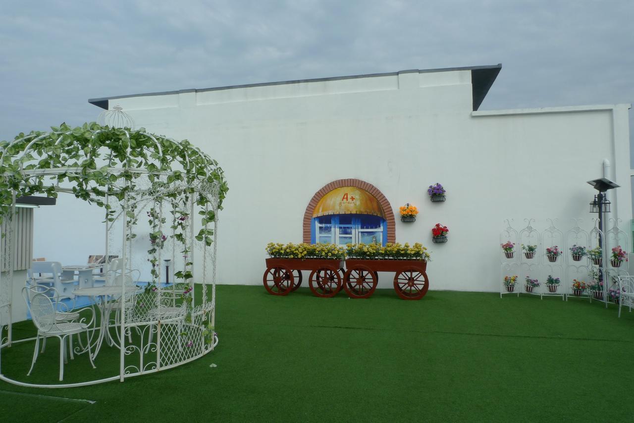 A+ Boutique Hotel Sekinchan Exterior photo