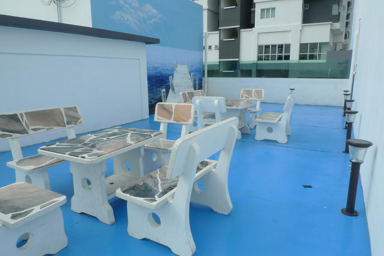 A+ Boutique Hotel Sekinchan Exterior photo
